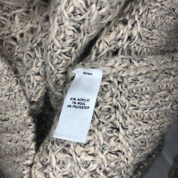 Trouve Tan Acrylic Sweater - Picture 7 of 7